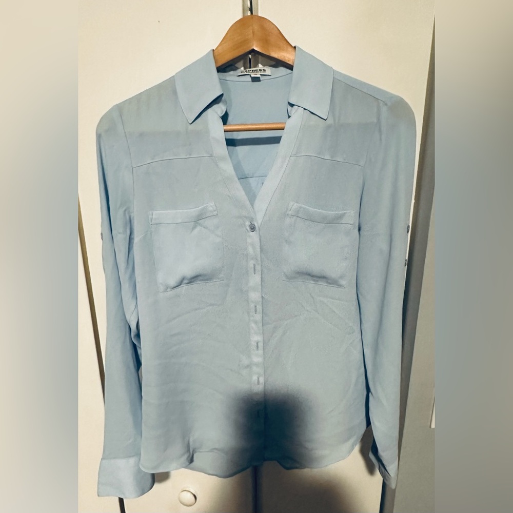EXPRESS Portofino LS shirt- WOMEN SIZE XS- Light Blue